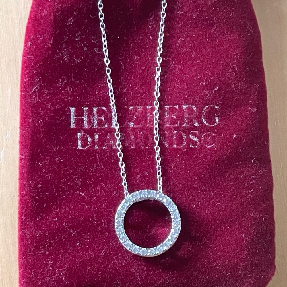 HELZBERG DIAMONDS - CZ pendant with sterling silver necklace